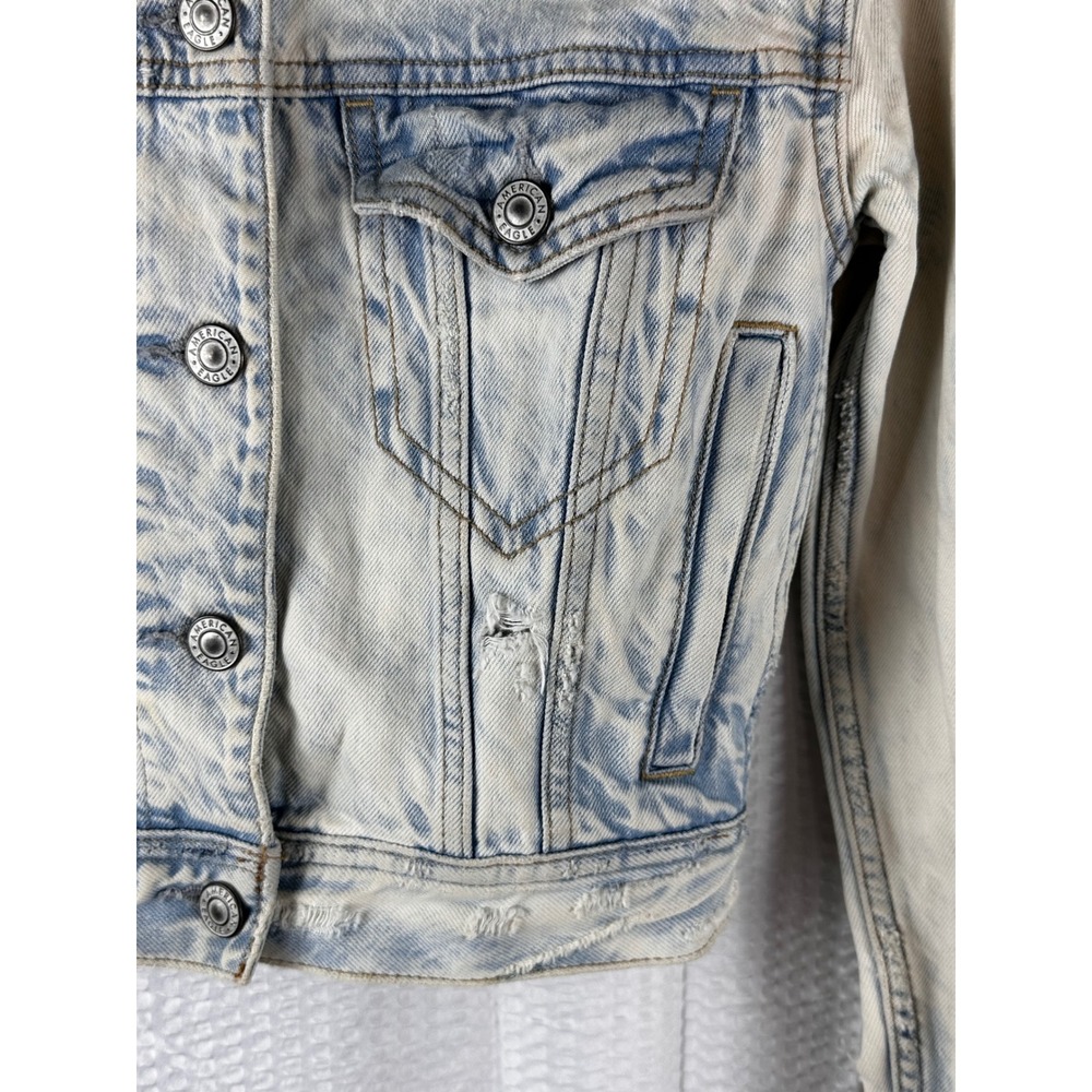 American Eagle Women's XL Distressed Washed Jean‎ Jacket Cropped size XS - Picture 2 of 6